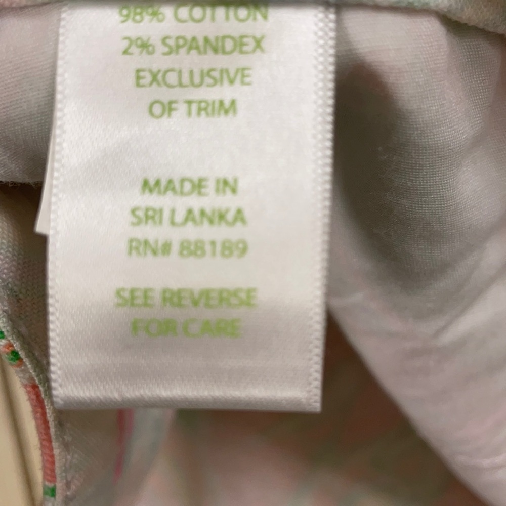 Lilly Pulitzer Clifton short - Picture 9 of 14